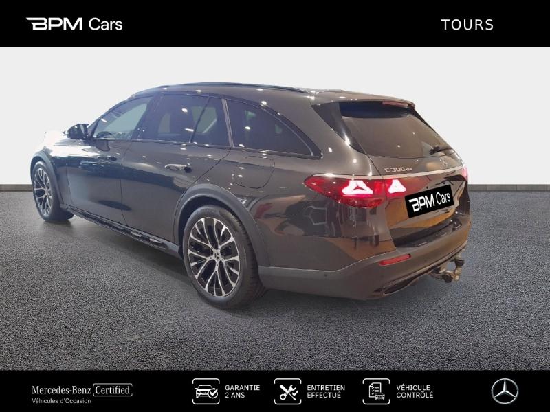 Image MERCEDES-BENZ Classe E All-Terrain 300 d e Hybrid EQ 197+129ch 4Matic 9G-Tronic Alt+