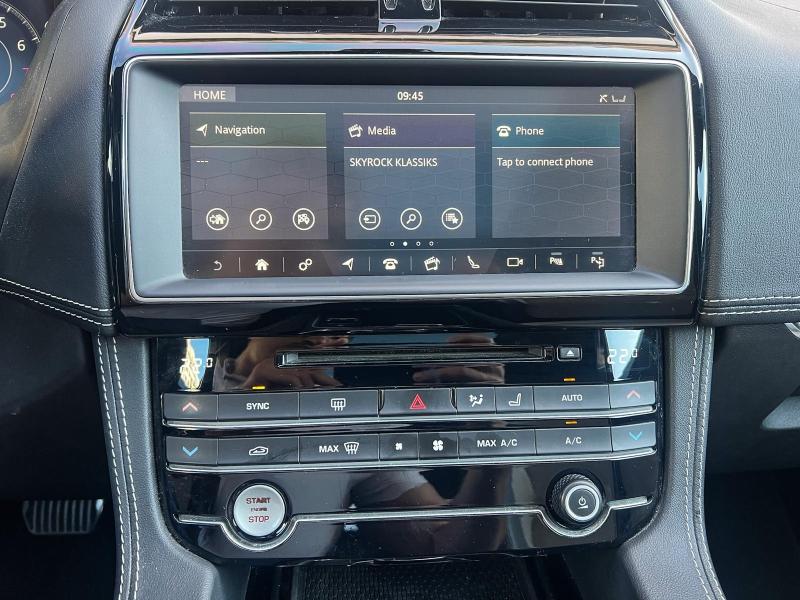 Image JAGUAR F-Pace 2.0T 250ch R-Sport AWD BVA8