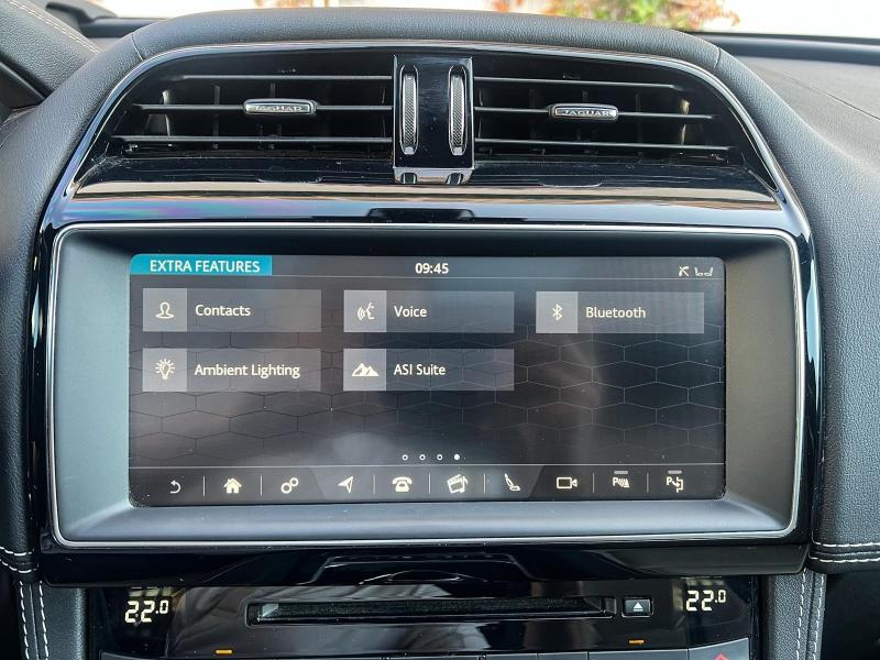 Image JAGUAR F-Pace 2.0T 250ch R-Sport AWD BVA8