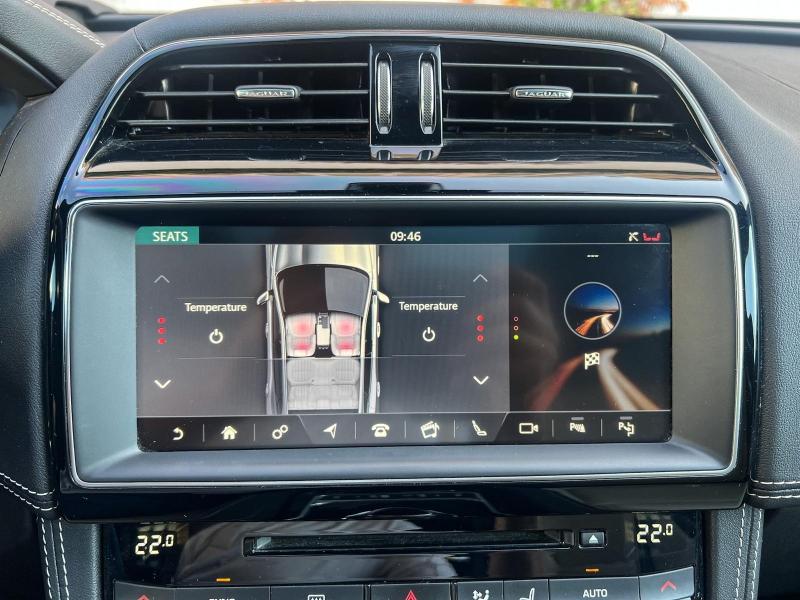 Image JAGUAR F-Pace 2.0T 250ch R-Sport AWD BVA8