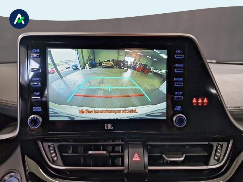 Image TOYOTA C-HR 122h Distinctive 2WD E-CVT MY20