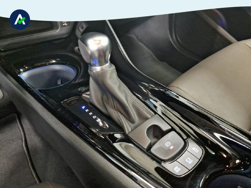 Image TOYOTA C-HR 122h Distinctive 2WD E-CVT MY20