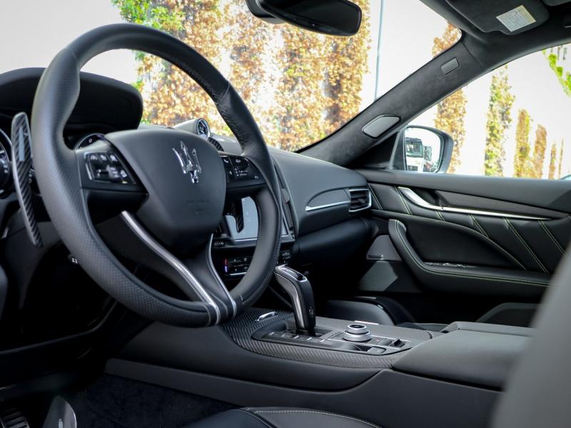 Image MASERATI Levante 3.8 V8 580ch Trofeo
