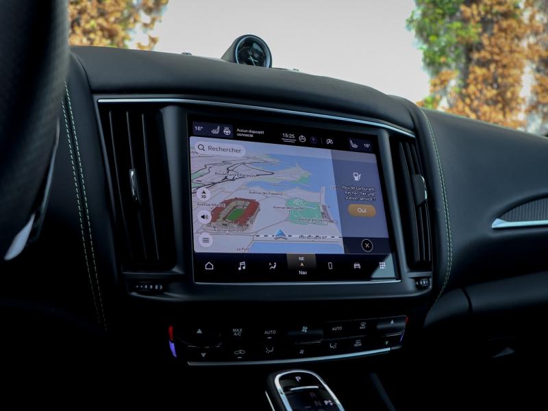 Image MASERATI Levante 3.8 V8 580ch Trofeo