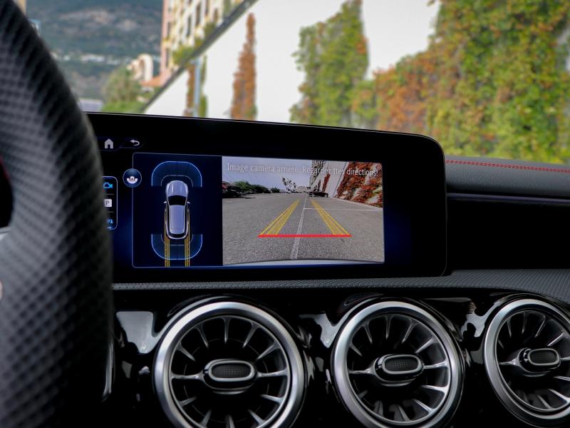 Image MERCEDES-BENZ CLA Shooting Brake 200 d 150ch AMG Line 8G-DCT