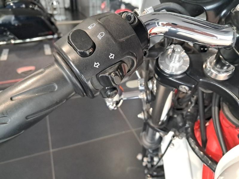 Image TRIUMPH Thruxton Thruxton 900 2011