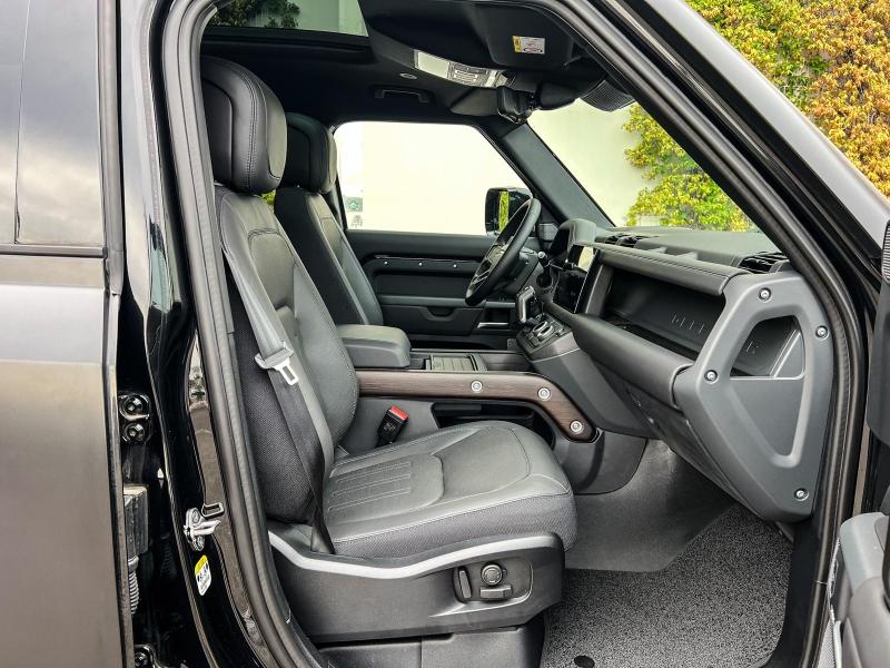 Image LAND-ROVER Defender 110 2.0 P400e X-Dynamic X