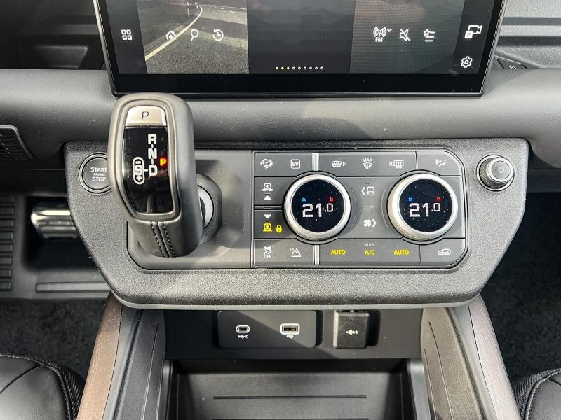 Image LAND-ROVER Defender 110 2.0 P400e X-Dynamic X