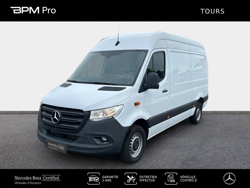 Photo MERCEDES-BENZ Sprinter Fg 317 CDI 37 3T5 Propulsion Léger (32900 ? HT)