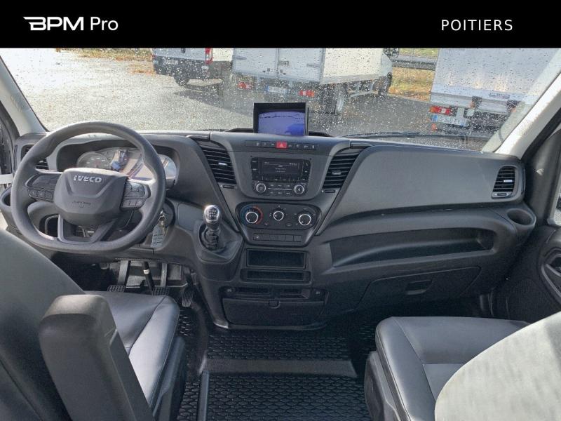 Image IVECO Daily CCb 35C16H 3.0 D / 160 CH / 2023 / Double cabine 6 places /