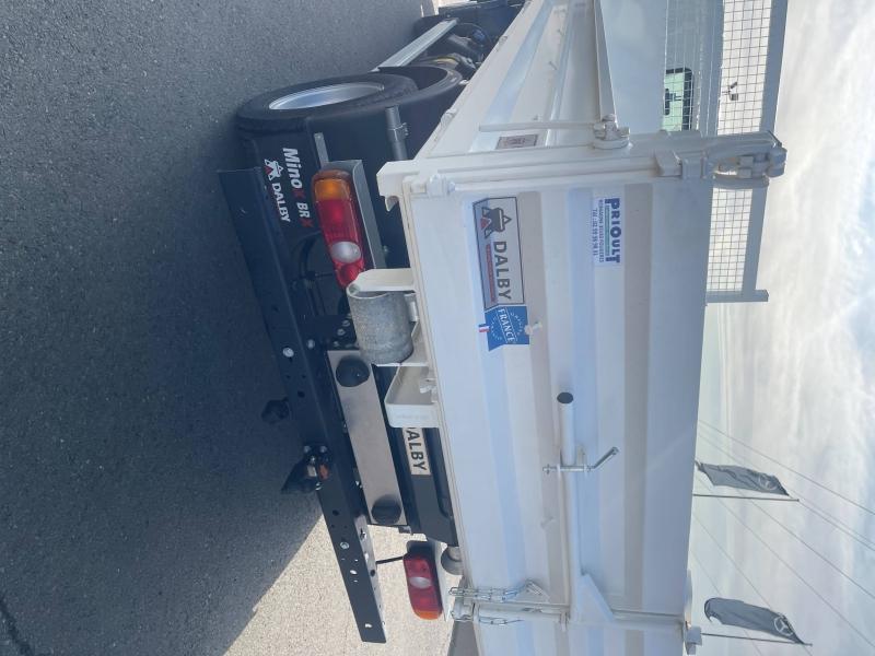 Image FUSO Canter CCb 3C15 Empattement 28