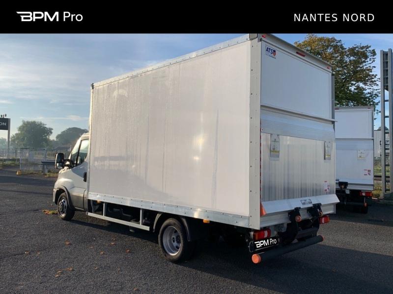 Image IVECO Daily CCb 35-160H / CAISSE & HAYON / 3.0L 160CH / 2023 /