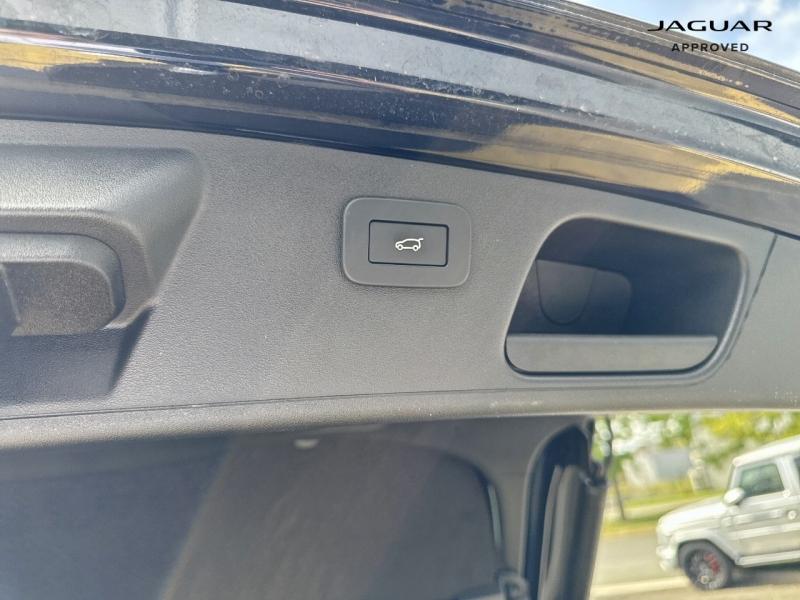 Image JAGUAR E-Pace P300e PHEV 309ch R-Dynamic HSE