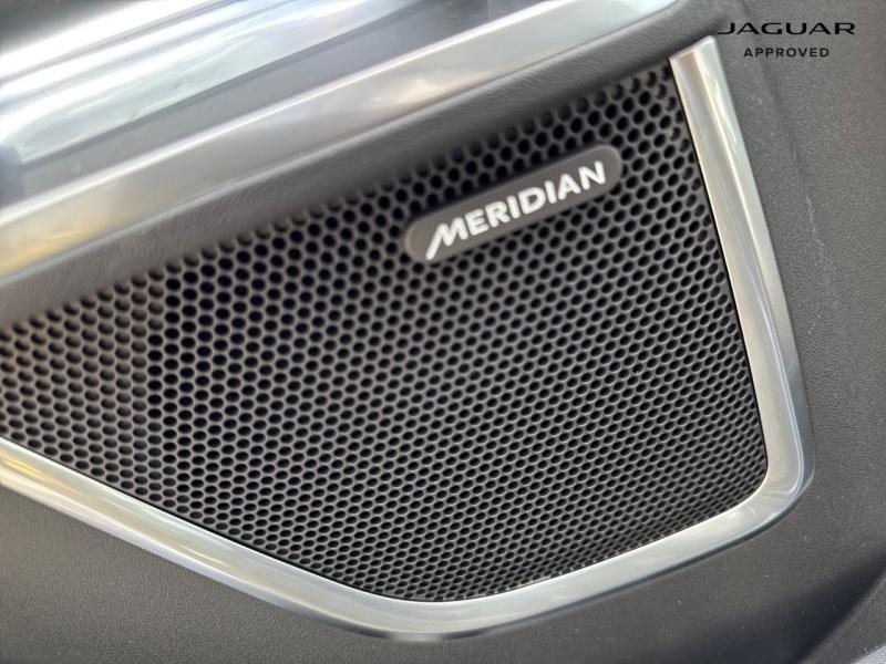 Image JAGUAR E-Pace P300e PHEV 309ch R-Dynamic HSE