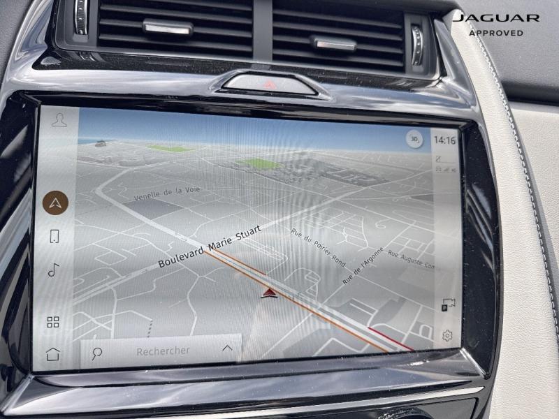 Image JAGUAR E-Pace P300e PHEV 309ch R-Dynamic HSE