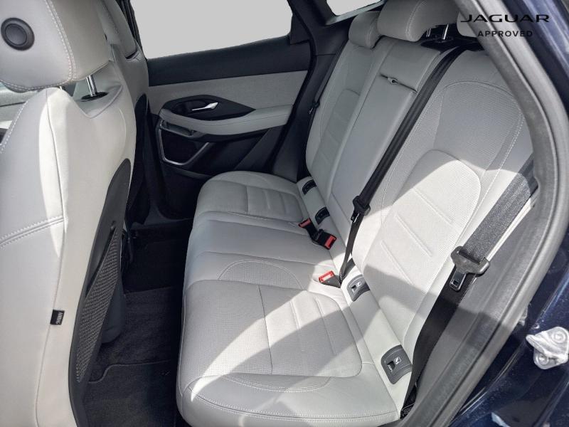 Image JAGUAR E-Pace P300e PHEV 309ch R-Dynamic HSE