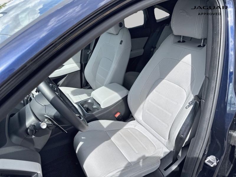Image JAGUAR E-Pace P300e PHEV 309ch R-Dynamic HSE