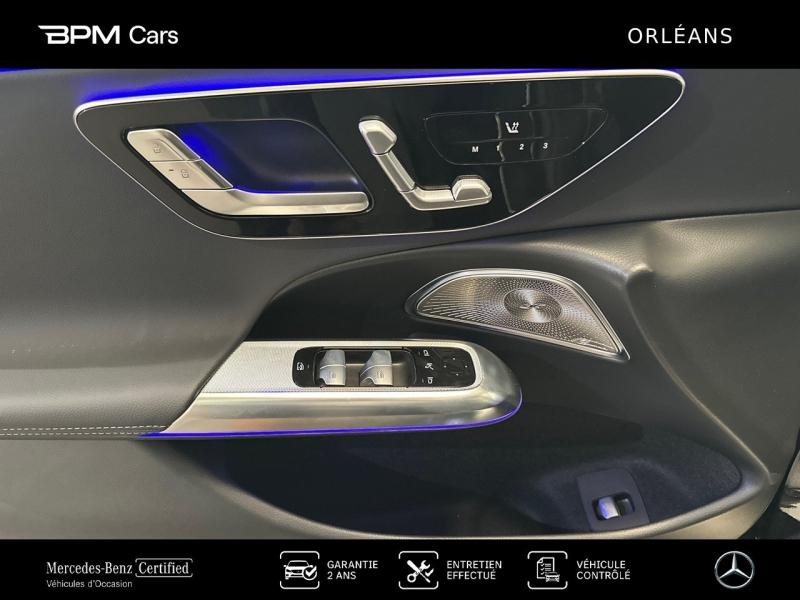 Image MERCEDES-BENZ Classe E 220 d 197+23ch AMG Line 9G-Tronic