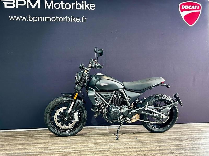 Photo DUCATI Scrambler Scrambler 800 Icon Dark