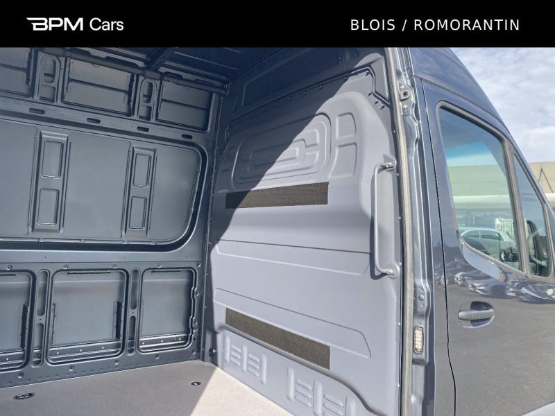 Image MERCEDES-BENZ Sprinter Fg 317 CDI Pro 9G-Tronic Spécial Edition 30 ANS (52 500 HT)