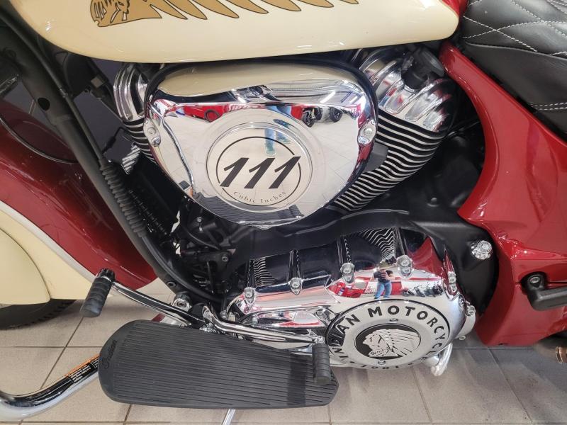 Image INDIAN Chieftain Chieftain 1811 bi-colore 2016