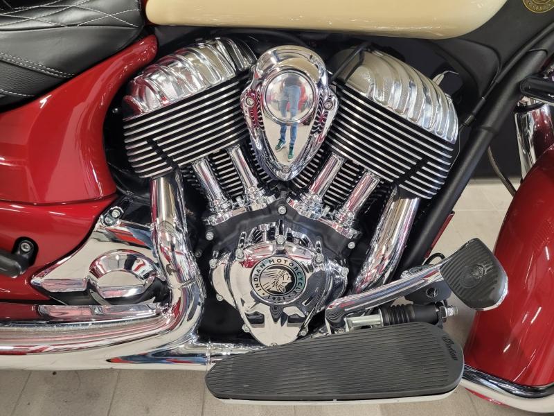 Image INDIAN Chieftain Chieftain 1811 bi-colore 2016