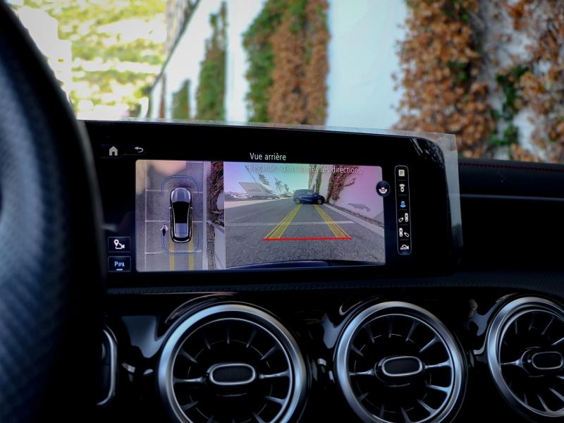 Image MERCEDES-BENZ CLA Shooting Brake 200 d 150ch AMG Line 8G-DCT