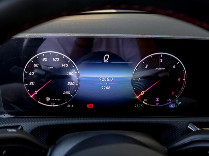 Image MERCEDES-BENZ CLA Shooting Brake 200 d 150ch AMG Line 8G-DCT