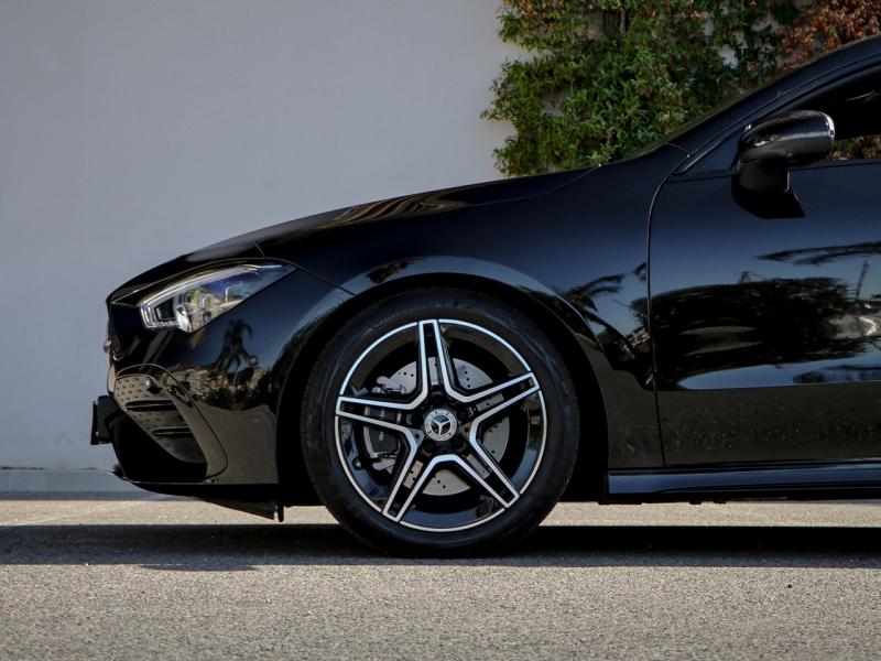 Image MERCEDES-BENZ CLA Shooting Brake 200 d 150ch AMG Line 8G-DCT