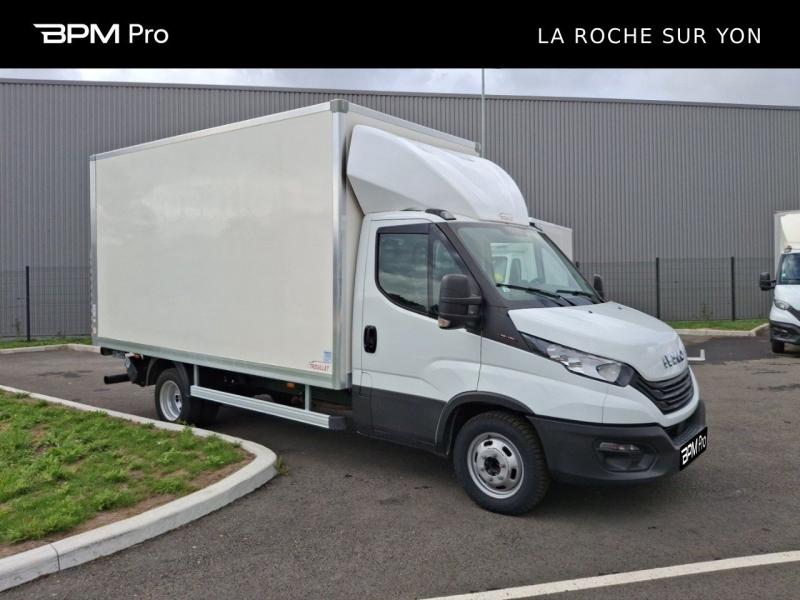 Photo IVECO Daily CCb 35C16H empattement 4100 IVECO Daily CCb 35C16H / Caisse Hayon / 20m3 / 3.0l 160cv / empatt