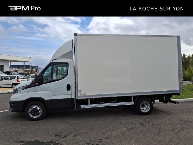 Image IVECO Daily CCb 35C16H 3.0L 160cv / Caisse Hayon / 20m3 / empattement 4100 / 35 500 HT