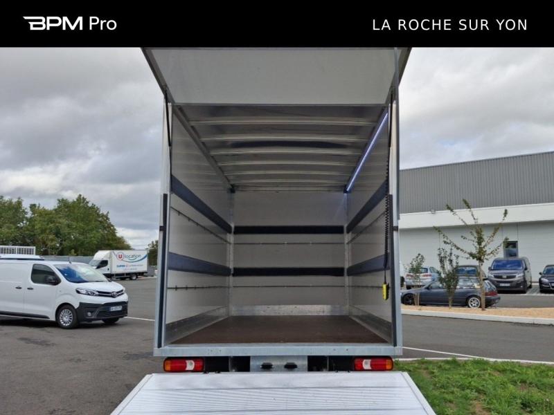 Image IVECO Daily CCb 35C16H 3.0L 160cv / Caisse Hayon / 20m3 / empattement 4100 / 35 500 HT