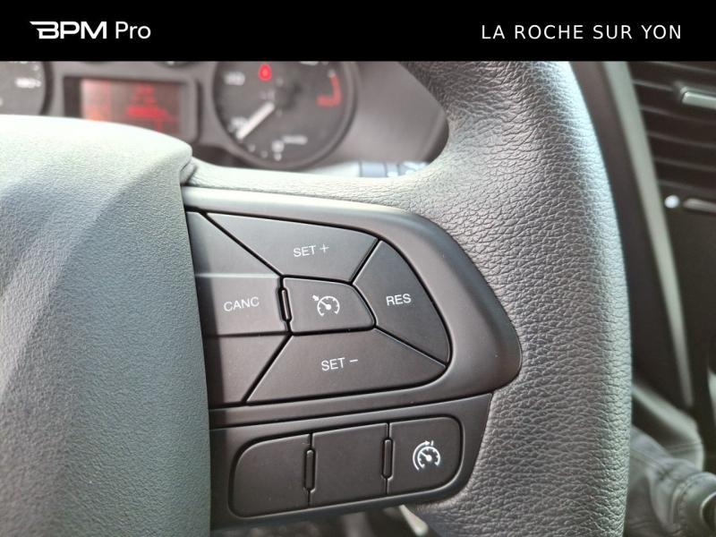 Image IVECO Daily CCb 35C16H 3.0L 160cv / Caisse Hayon / 20m3 / empattement 4100 / 35 500 HT