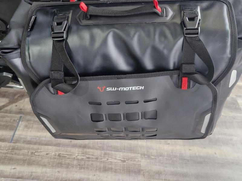 Image KTM Adventure 790 2024 (Disponible A2)