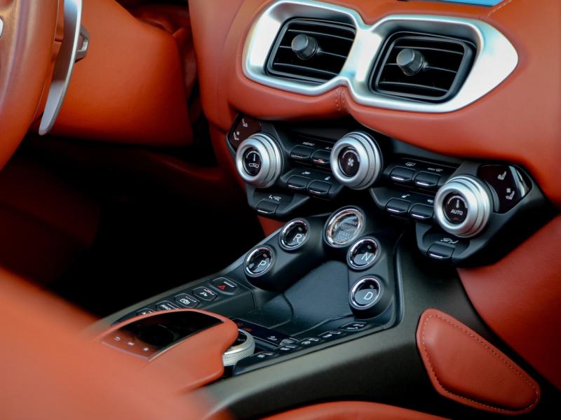 Image ASTON MARTIN V8 Vantage Roadster V8 4.0 510ch BVA