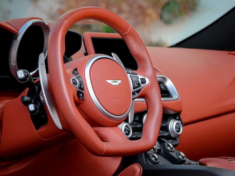 Image ASTON MARTIN V8 Vantage Roadster V8 4.0 510ch BVA