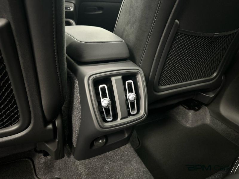 Image VOLVO XC40 B3 163ch Black Edition DCT 7