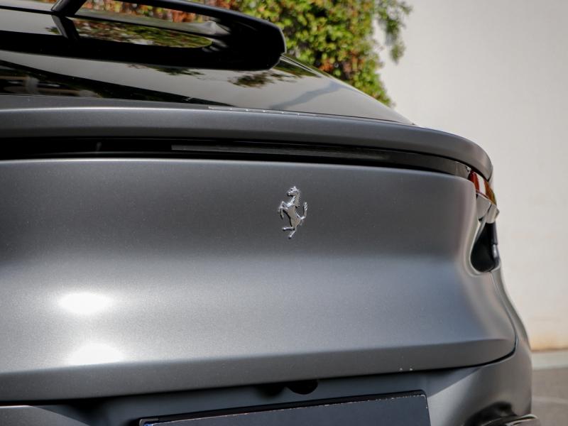 Image FERRARI PUROSANGUE suv