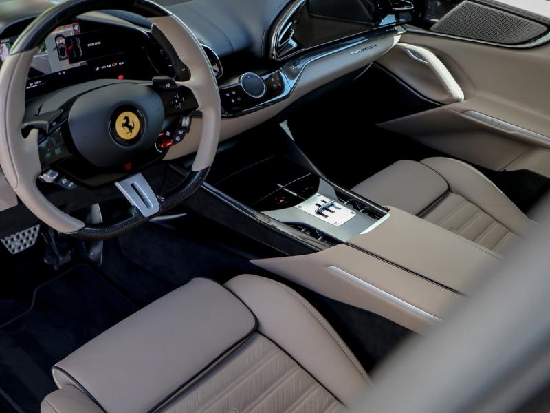 Image FERRARI PUROSANGUE suv