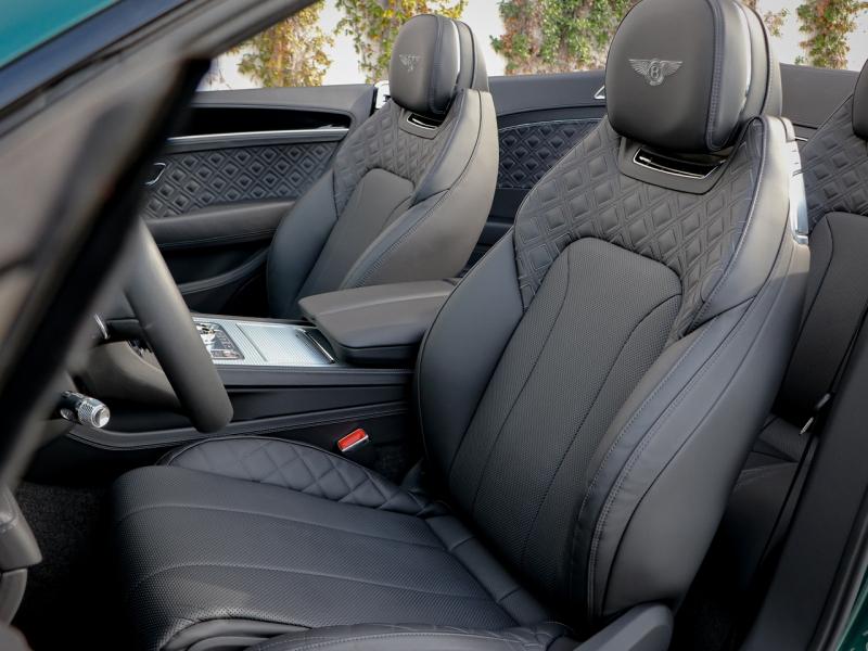 Image BENTLEY CONTINENTAL GTC S V8 4.0 550ch