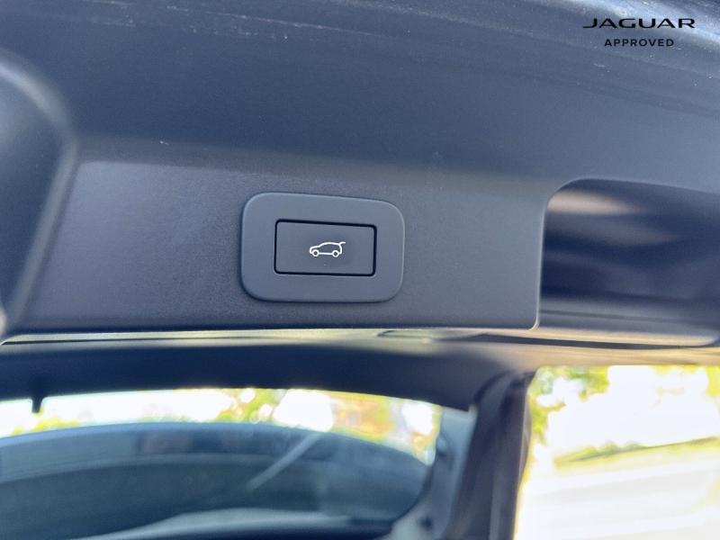 Image JAGUAR F-Pace P400e Plug-in-Hybrid R-Dynamic SE BVA8 AWD