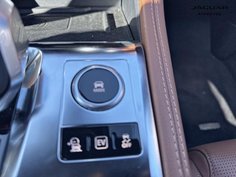 Image JAGUAR F-Pace P400e Plug-in-Hybrid R-Dynamic SE BVA8 AWD