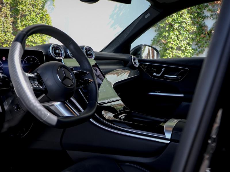 Image MERCEDES-BENZ GLC 200 d 163ch AMG Line 4Matic 9G-Tronic