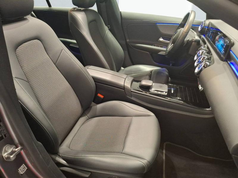 Image MERCEDES-BENZ CLA Shooting Brake 200 d 150ch Progressive Line 8G-DCT 8cv