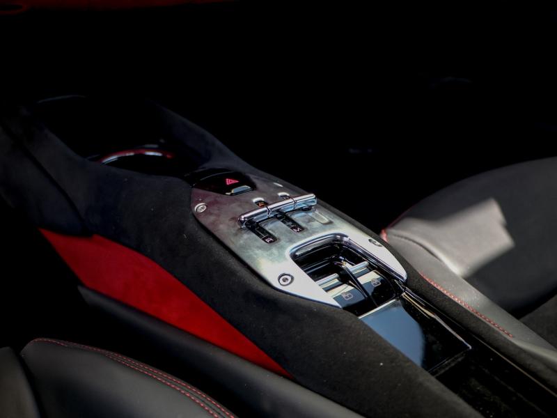 Image FERRARI 296 GTB