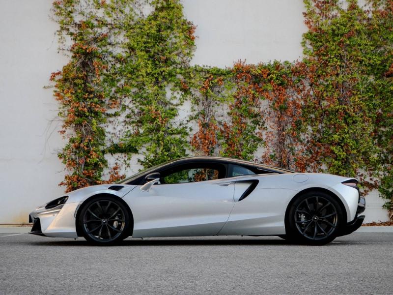 Image MCLAREN ARTURA V6 3.0 680ch