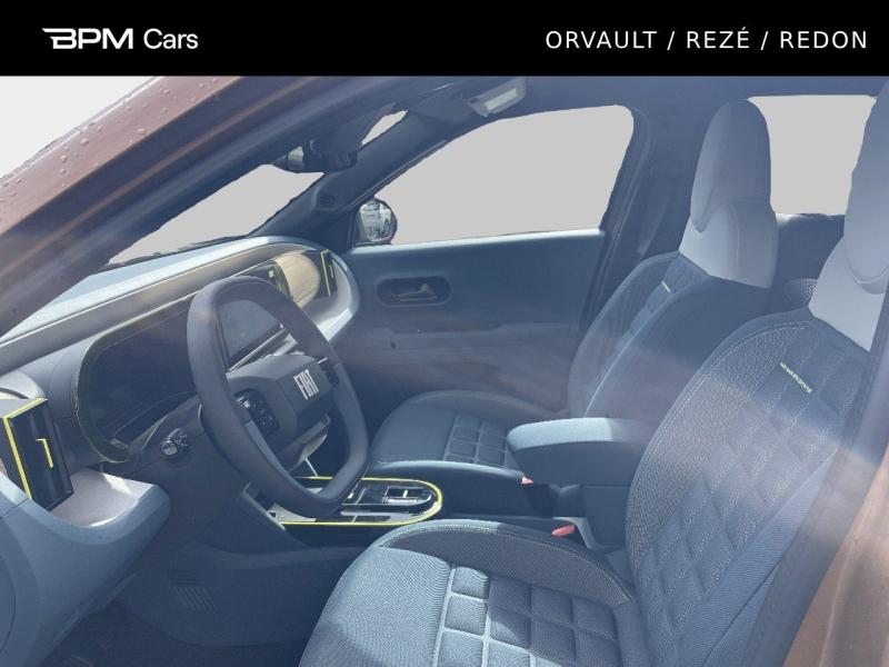 Image FIAT Grande Panda 1.2 Hybrid Turbo 110ch La Prima eDCT6