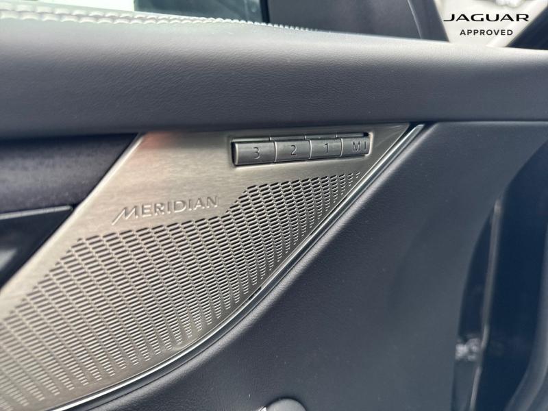 Image JAGUAR F-Pace P400e Plug-in-Hybrid R-Dynamic HSE BVA8 AWD