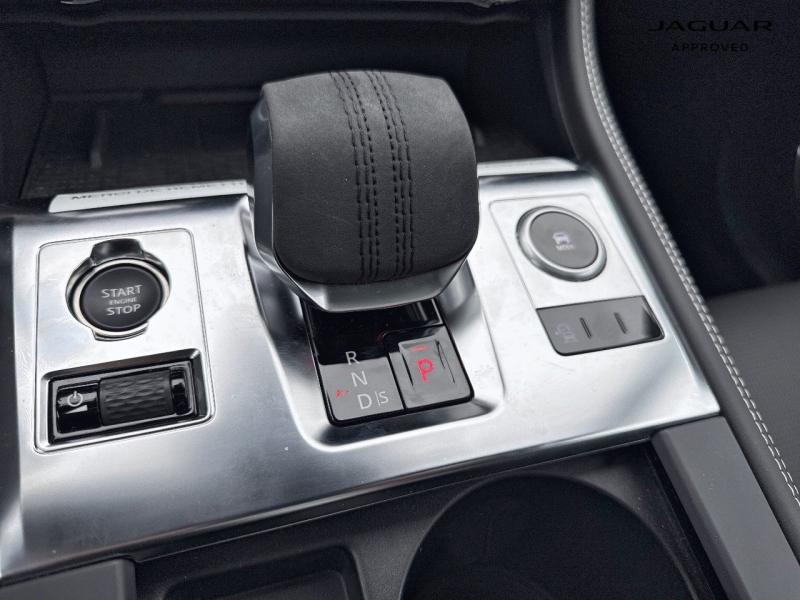 Image JAGUAR F-Pace P400e Plug-in-Hybrid R-Dynamic HSE BVA8 AWD