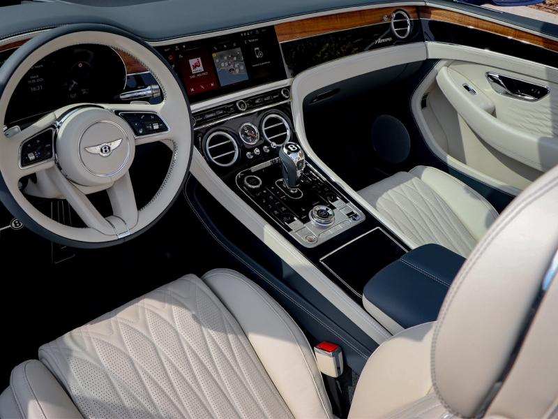 Image BENTLEY CONTINENTAL GTC Azure V8 Hybrid 4.0 680ch